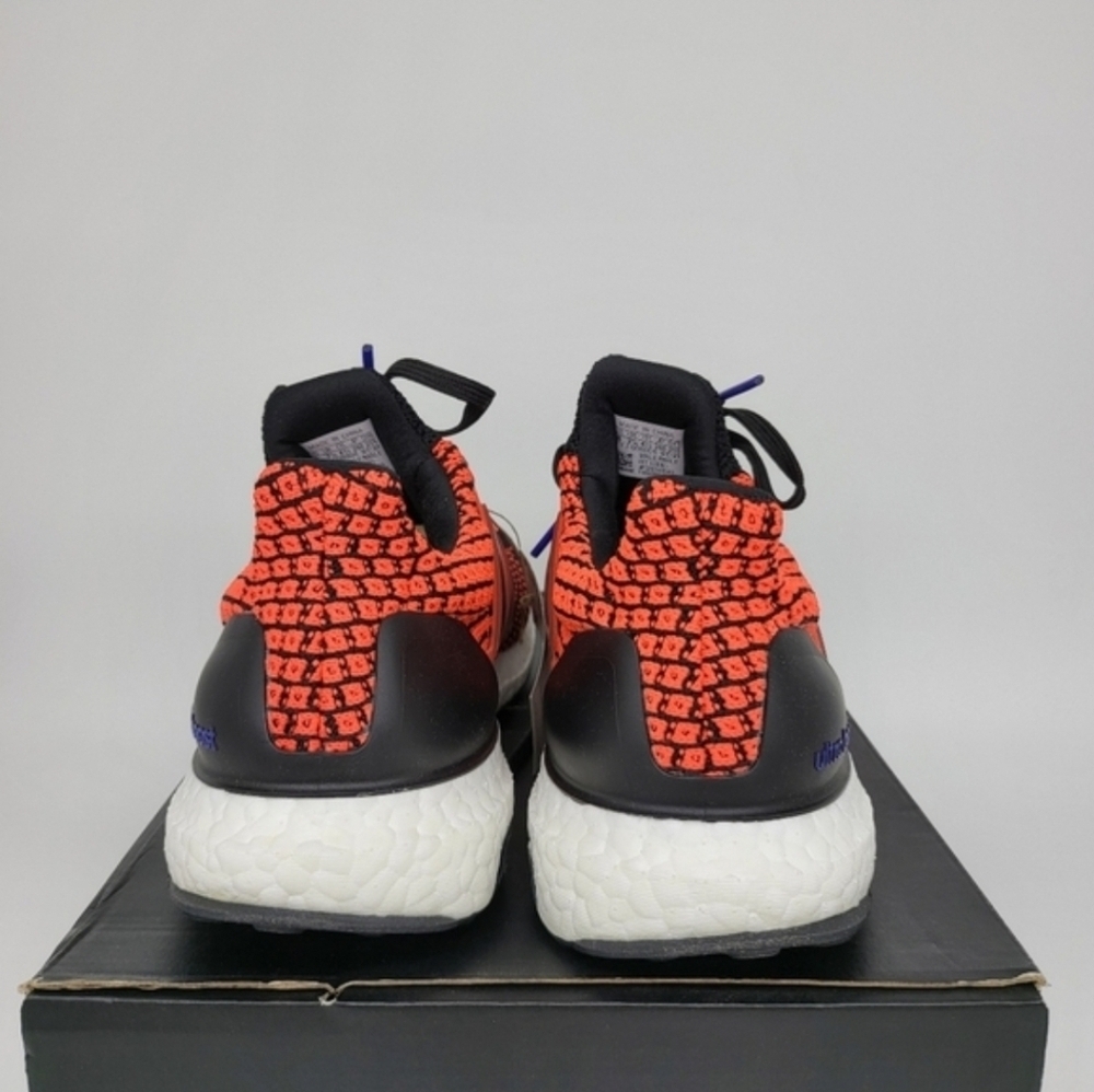 New adidas Ultra Boost 5.0 DNA Solar Red Black Women's Running Shoes Size 9 - Picture 5 of 9